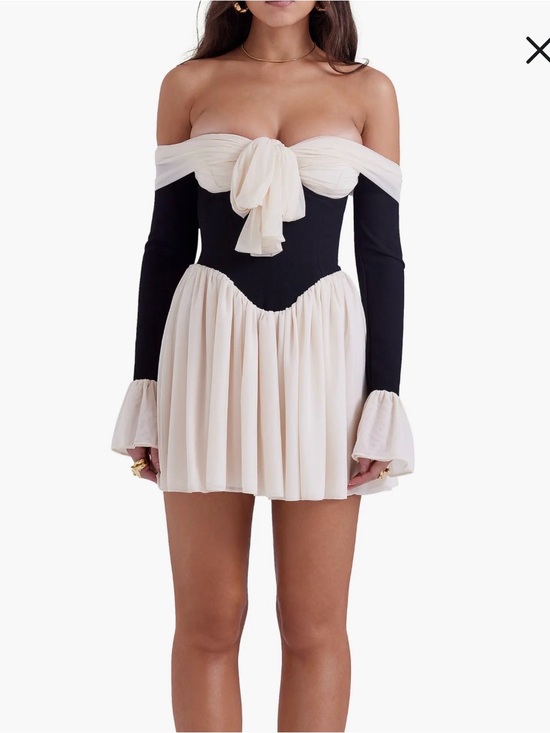 House of CB Dresses & Skirts - House of CB black and Crème Alana Dress